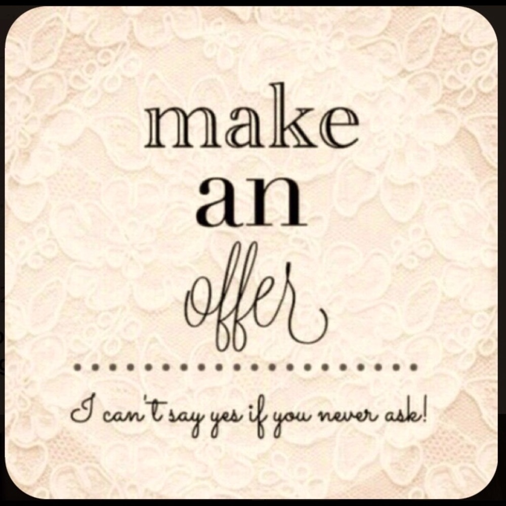 All reasonable offers welcome! ❤️